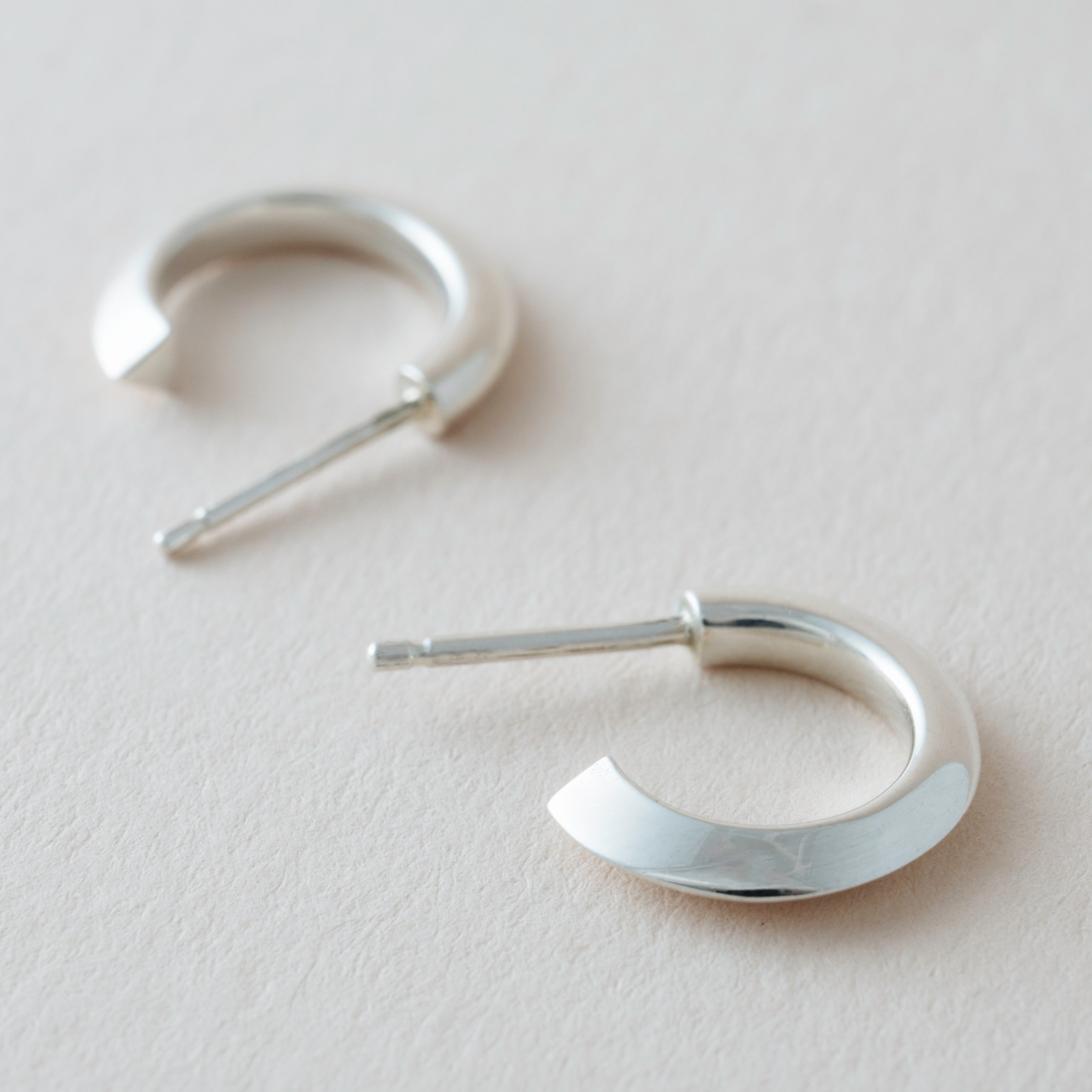 Small Flow Hoops