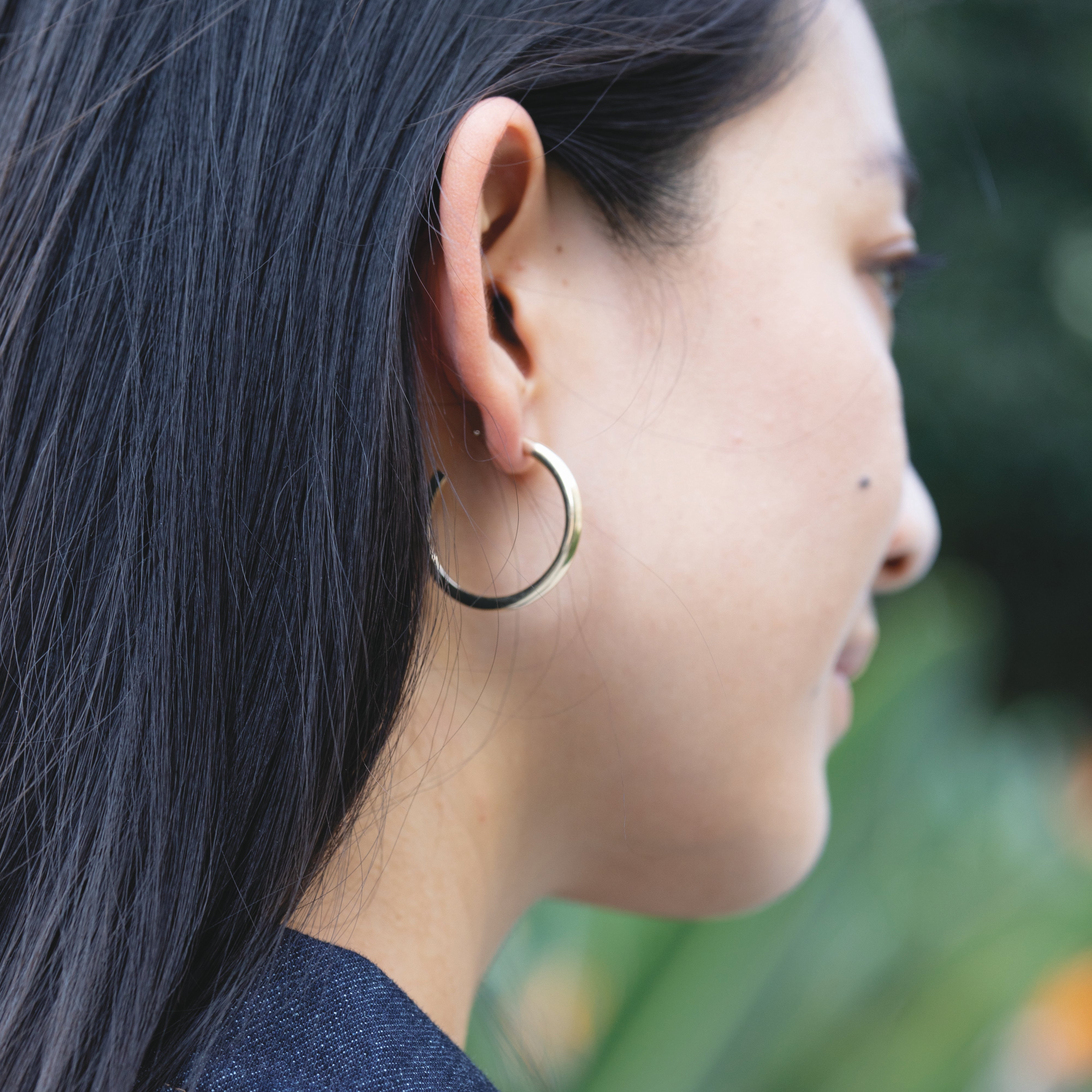 Large Flow Hoops